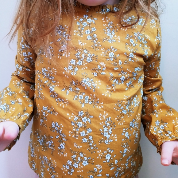 Edgehill Collection Other - Edgehill Collection Long Sleeve Blouse